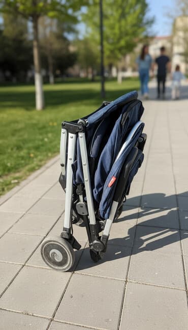 Коляска, цвет - Голубой, Б/у