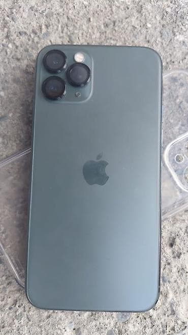 IPhone 11 Pro, Б/у, 256 ГБ, Matte Midnight Green, Чехол, 72 %
