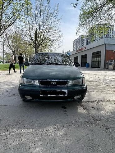 samsung a13: Daewoo Nexia, седан, зеленый металлик. Основные характеристики: Start — 4