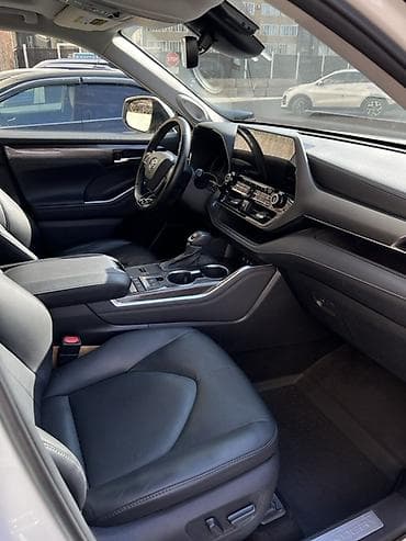 селика: Toyota Highlander: 2020 г., 2.5 л, Вариатор, Гибрид, Кроссовер — 8