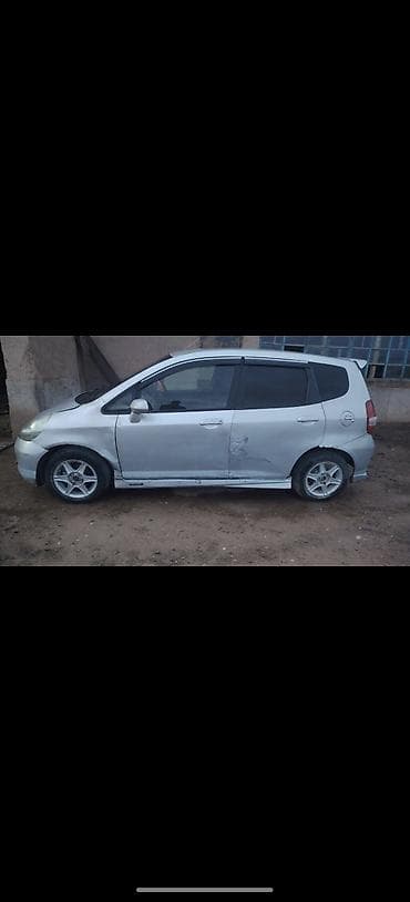 армянский номер: Honda Fit: 2002 г., Вариатор, Бензин — 4