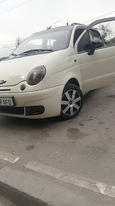 Транспорт: Chevrolet Matiz: 2012 г., 0.8 л, Механика, Бензин, Хэтчбэк — 1