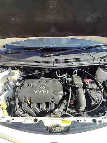 2 jz: Toyota Ist: 2003 г., Автомат, Бензин — 7