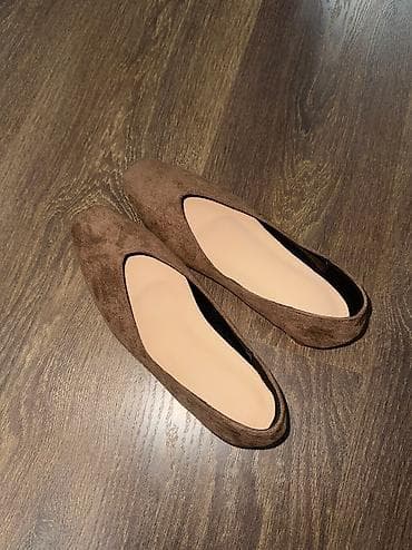 the noth face: Новые,замшевые балетки,светло-коричневого цвета🤎
Качество🔥 — 2