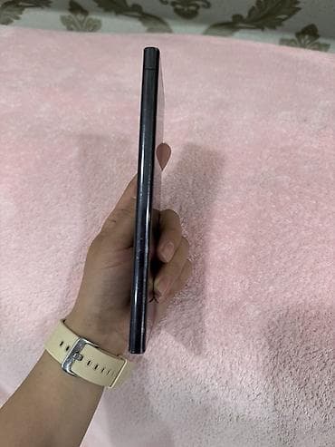 фотоаппарат instax: Samsung Galaxy S23 Ultra, Б/у, 512 ГБ, цвет - Черный, 1 SIM, eSIM — 4