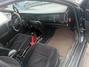 торпеда приора: Салон легкового автомобиля: передняя часть интерьера с водительским и — 6