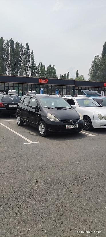 Унаа сатуу: Honda Jazz: 2006 г., 1.5 л, Кол менен иштөөчү, Бензин, Хетчбек — 1
