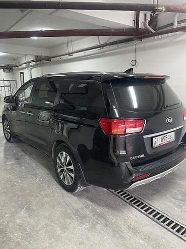 капот кобальт: Kia Carnival: 2018 г., 2.2 л, Автомат, Дизель, Минивэн — 5