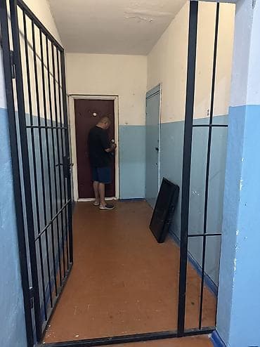 flat rent: 4 комнаты, Без мебели — 8