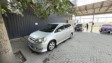124 3 2: Toyota Ipsum: 2002 г., 2.4 л, Автомат, Газ, Минивэн — 8