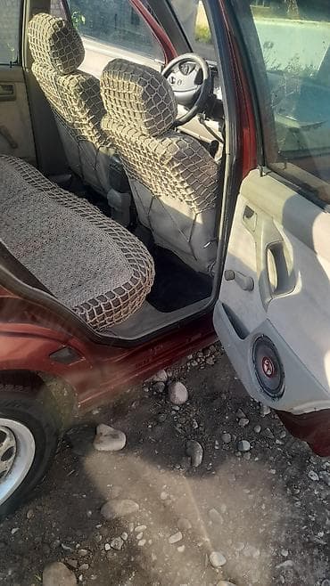 9: Volkswagen Vento: 1992 г., 1.8 л, Механика, Газ, Седан — 5
