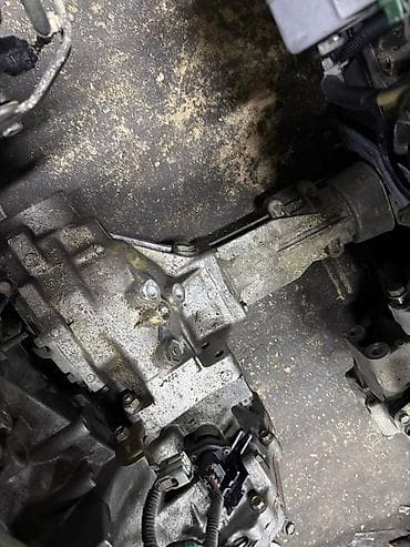 кузов ист: Коробка передач Автомат Toyota 2003 г., Б/у, Оригинал, Япония — 1