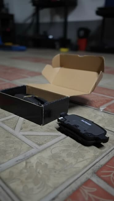 перфорированные тормозные диски: Задний тормозной диск Chevrolet Cobalt 2018 г., Новый, Оригинал — 1