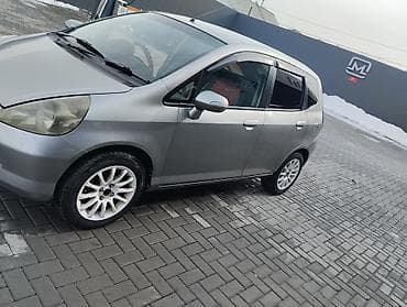 step 2: Honda Fit: 2003 г., 1.3 л, Вариатор, Бензин, Седан — 2