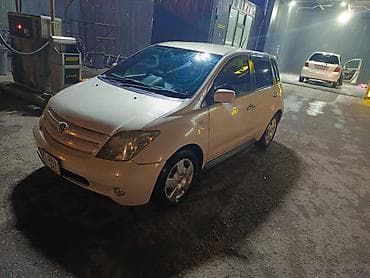 каробка тойота ист: Toyota Ist: 2001 г., Автомат, Бензин, Хэтчбэк — 2