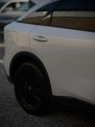 wuling mini ev: Roewe : 2023 г., Кроссовер — 3