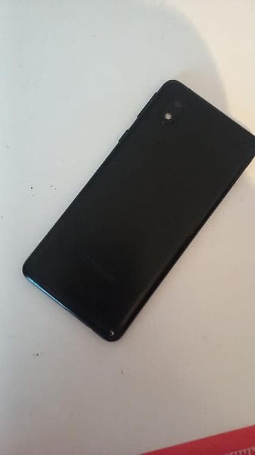 beats наушники бишкек: Смартфон Samsung (черный) - Корпус: матовая задняя крышка с — 1