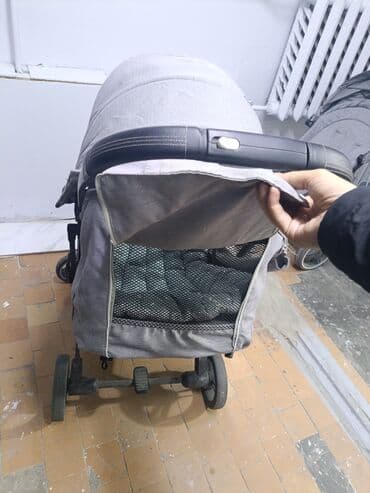 Коляска, цвет - Серебристый, Б/у