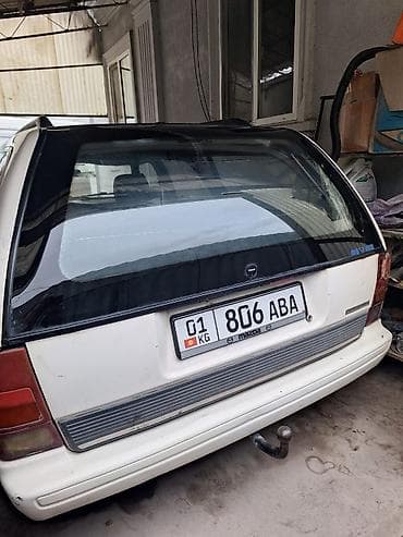 90: Mazda 626: 1993 г., Универсал — 1