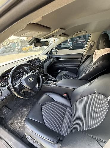 corolla s: Toyota Camry: 2022 г., 2.5 л, Бензин, Седан — 7