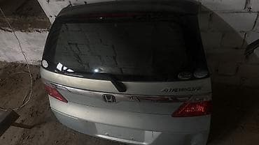 хонда аирвейф: Крышка багажника Honda, Оригинал — 1
