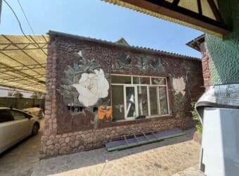 сдаётся дом рабочий городок: 75 м², 3 комнаты, Подвал, погреб, Забор, огорожен — 1