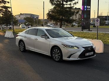 Lexus ES: 2019 г., 2.5 л, Вариатор, Гибрид, Седан