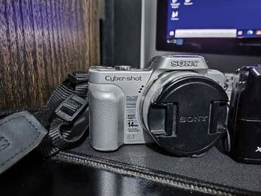 карты памяти sony для фотоаппарата: Цифровая камера Sony Cyber-shot в серебристом корпусе, оснащенная — 1