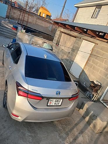 кузов авто: Toyota Corolla: 2019 г., Автомат, Гибрид, Седан — 3