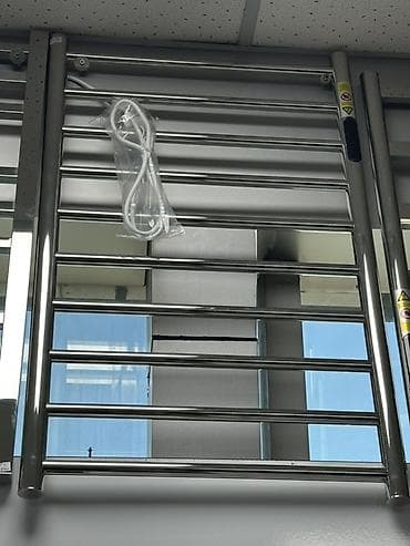 сушилка для полотенца: Полотенцесушитель электрический, настенный - Материал: нержавеющая — 1