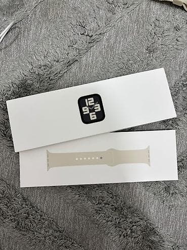 ipone se: Apple Watch Series SE, алюминиевый корпус серебристого цвета, ремешок — 3