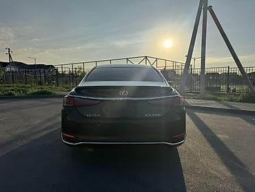 lexus ct200: Lexus ES: 2019 г., 2.5 л, Гибрид, Седан — 3