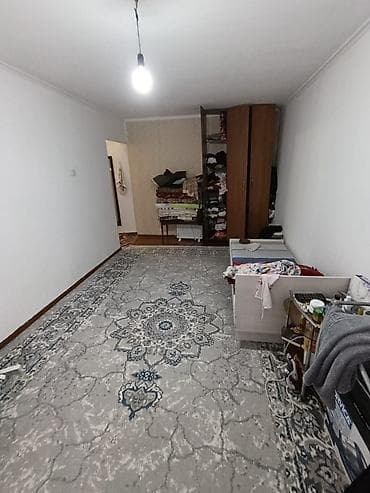 Недвижимость: 1 комната, 30 м², 104 серия, 1 этаж, Старый ремонт — 2