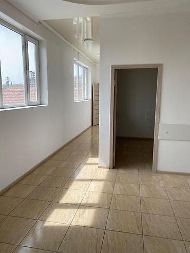 агенство кыргыз недвижимость: Аренда офисов, 270 м², 1 линия — 6