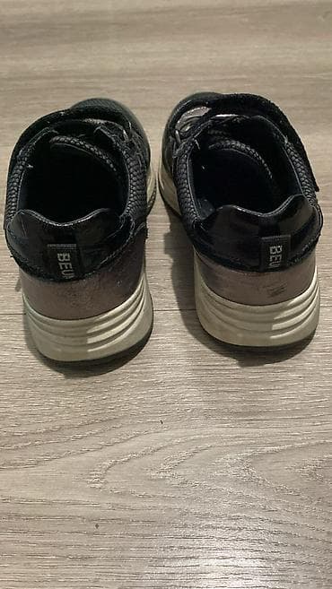 Балдар электр унаалары: Турецкие кроссовки Tutubi, на девочку размер 33, в очень хорошем — 3
