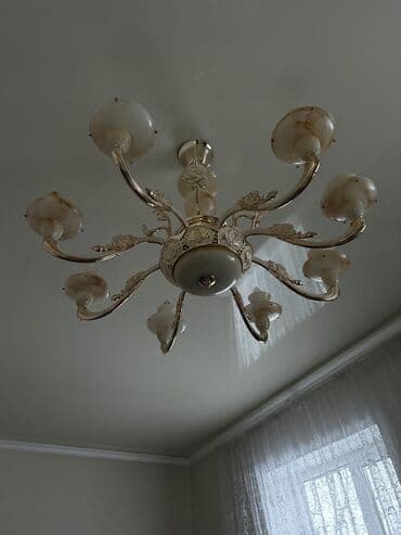 мягкое кресло для детей: Классическая потолочная люстра на 8 рожков, все рожки рабочие — 3
