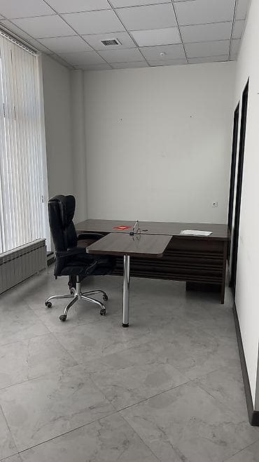 Коммерциялык мүлк: Кеңселерди ижаралоо, 190 м², Турак комплексинде, 1-катар, Өзүнчө ашканасы менен, Өзүнчө санитардык түйүнү менен — 3