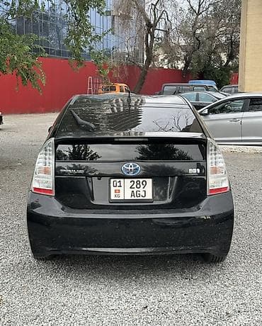 Продажа авто: Toyota Prius: 2011 г., 1.8 л, Вариатор, Гибрид, Хэтчбэк — 4