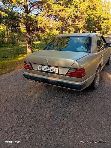 муфта 124: Mercedes-Benz W124: 1989 г., 2.3 л, Механика, Бензин, Седан — 2