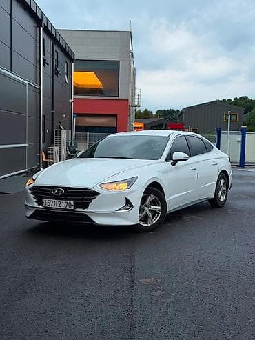 spark 2012: Hyundai Sonata: 2023 г., Автомат, Бензин, Седан — 2