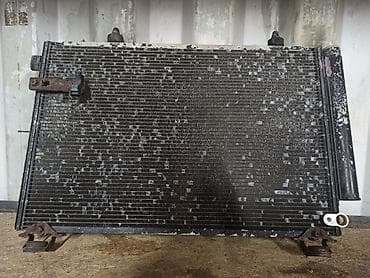 ist: Toyota ist продаю радиатор кондиционера — 1