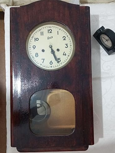 Настенные механические часы с боем (маятниковые)