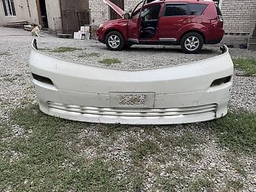 Бампер Toyota, Б/у at lalafo.kg Бампер Toyota, Б/у