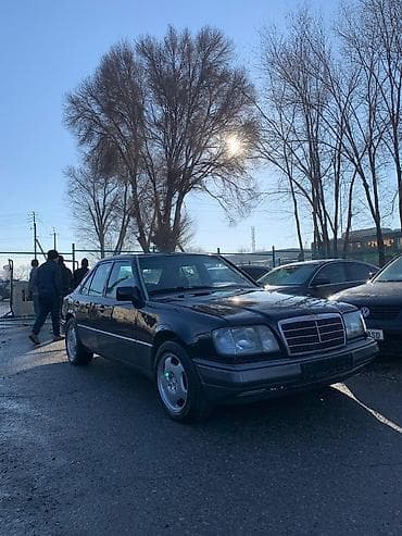 e53 4 8: Mercedes-Benz W124: 1995 г., 2 л, Механика, Седан — 6