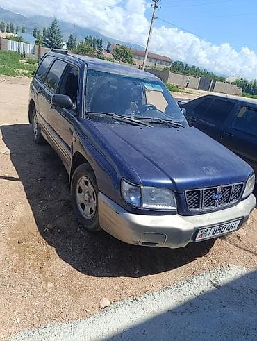 Subaru Forester: 2001 г., 2 л, Механика, Бензин, Универсал