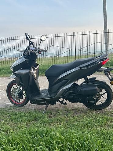 65 style: Макси-скутер 150 куб. см, Бензин, Б/у — 3