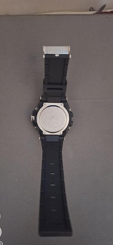 саатар: Спорттук сааттар саат, Таймер жана секунда өлчөгүч, Суу өткөрбөөчү, Унисекс — 1