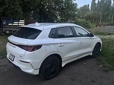 byd son: BYD E2: 2023 г., Автомат, Электромобиль, Кроссовер — 2