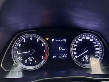 Hyundai Sonata: 2019 г., 2 л, Автомат, Газ, Седан — 5