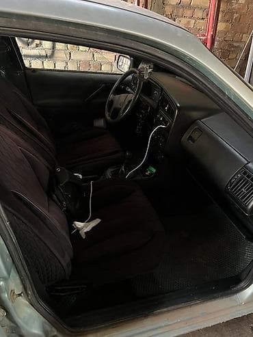 Volkswagen Passat: 1994 г., 2 л, Кол менен иштөөчү, Бензин, Седан — 6